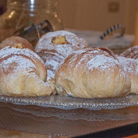 Domus Nova Residenza Il B&B Mantua Zewnętrze zdjęcie