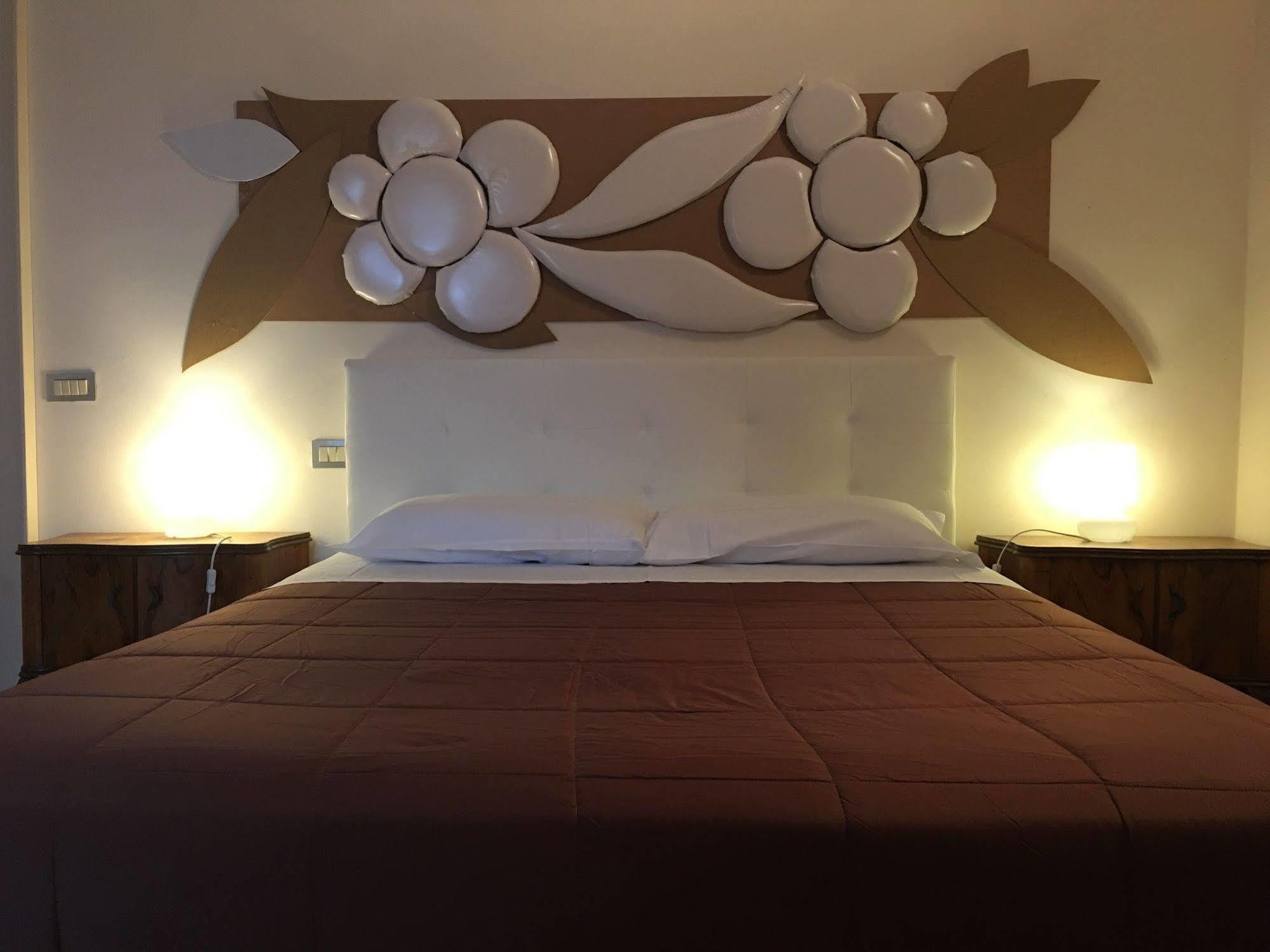Domus Nova Residenza Il B&B Mantua Zewnętrze zdjęcie