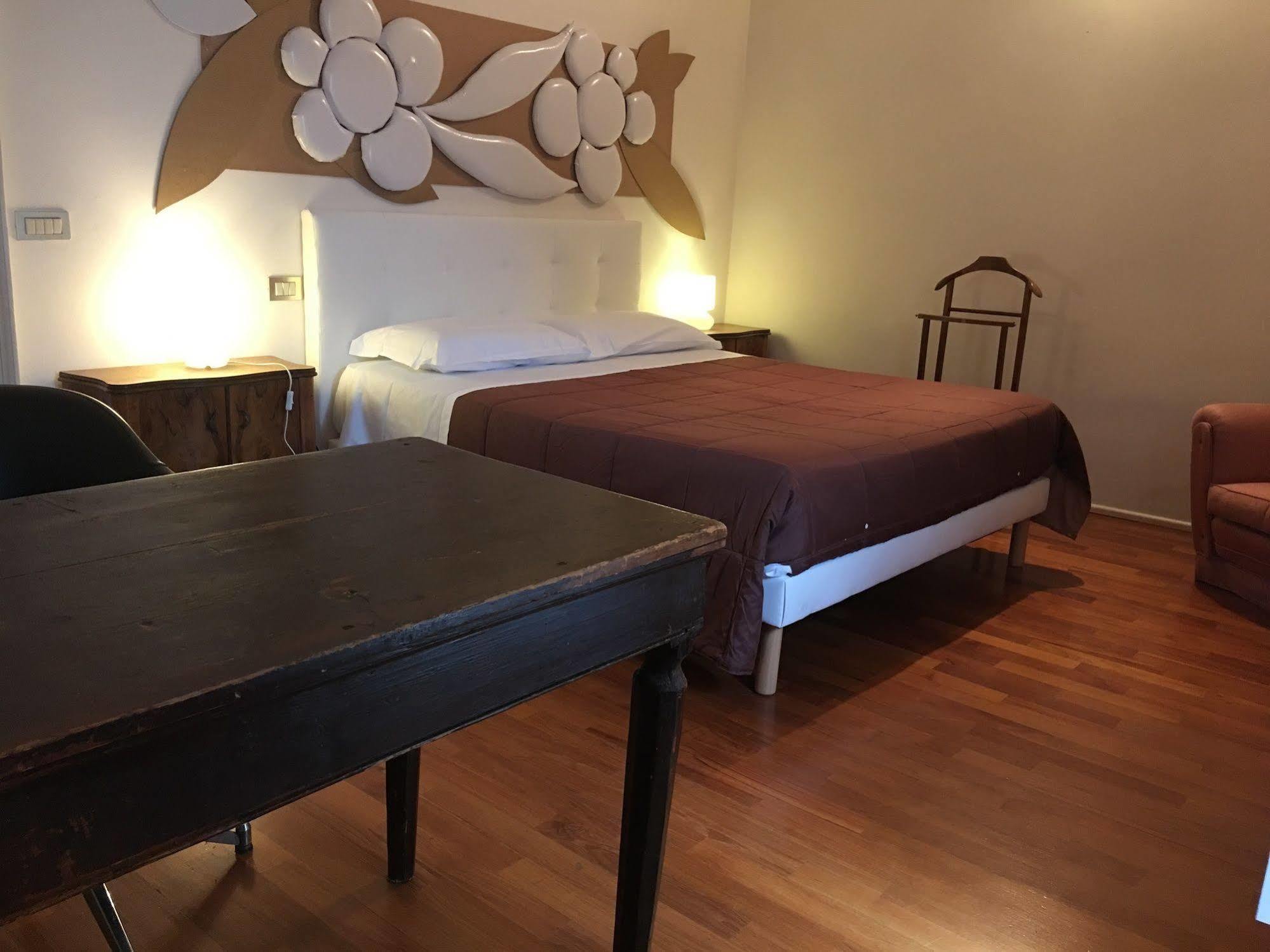 Domus Nova Residenza Il B&B Mantua Zewnętrze zdjęcie