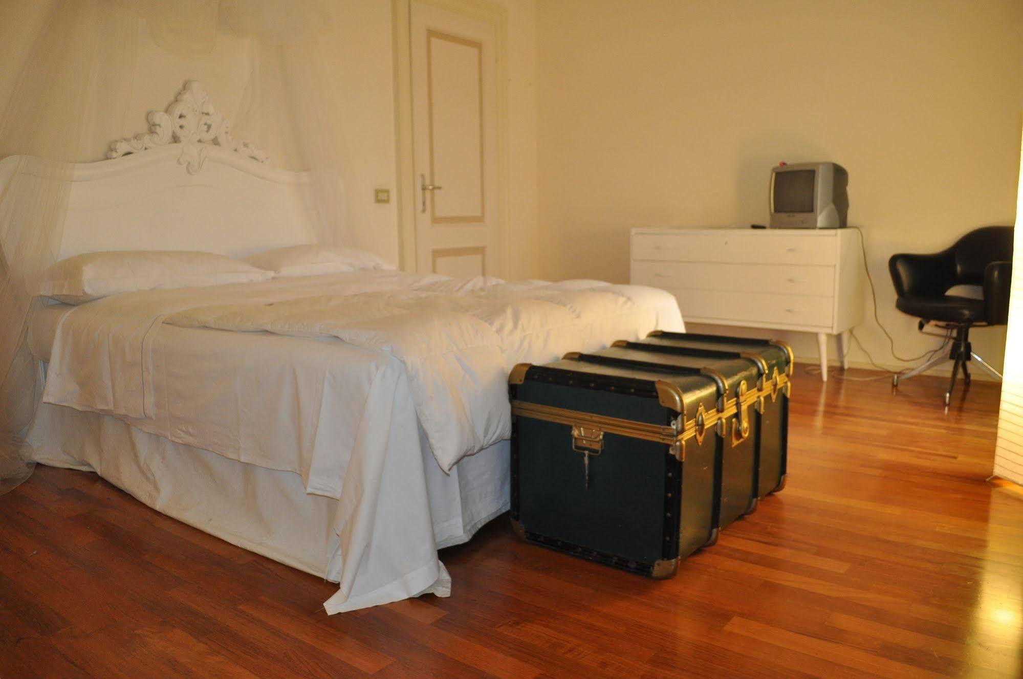 Domus Nova Residenza Il B&B Mantua Zewnętrze zdjęcie